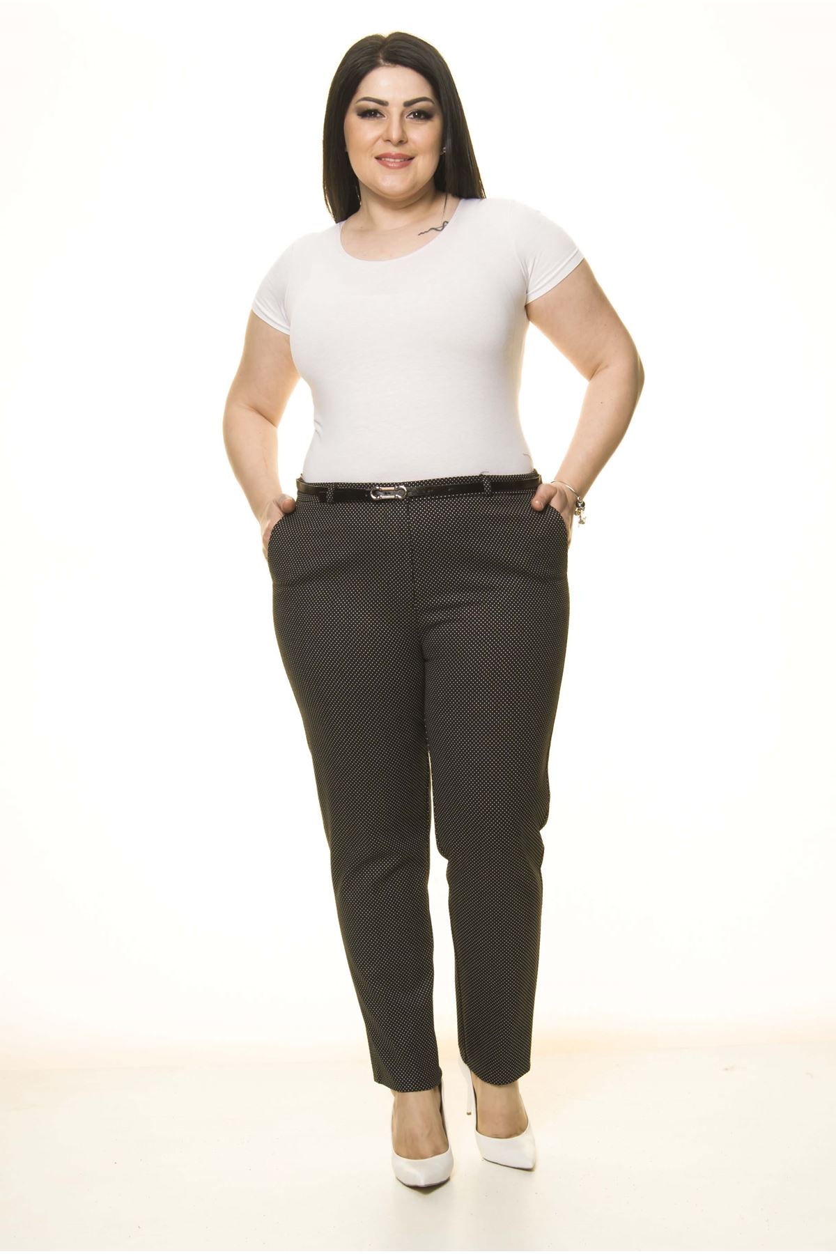 Puantiyeli Siyah Kemersiz Esnek Büyük Beden Pantolon L2-1703
