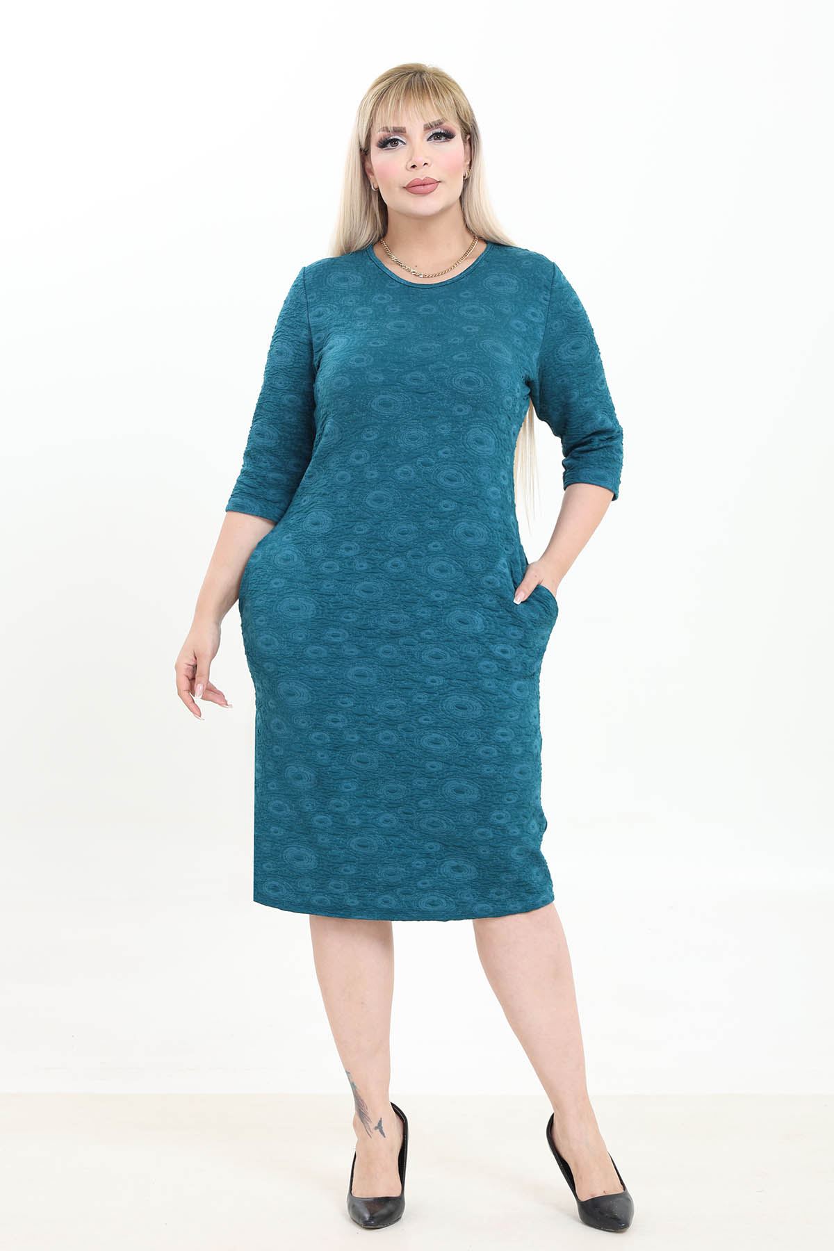 Çift Cepli Desenli Esnek Kışlık Büyük Beden Yeşil Midi Elbise 37C-2767