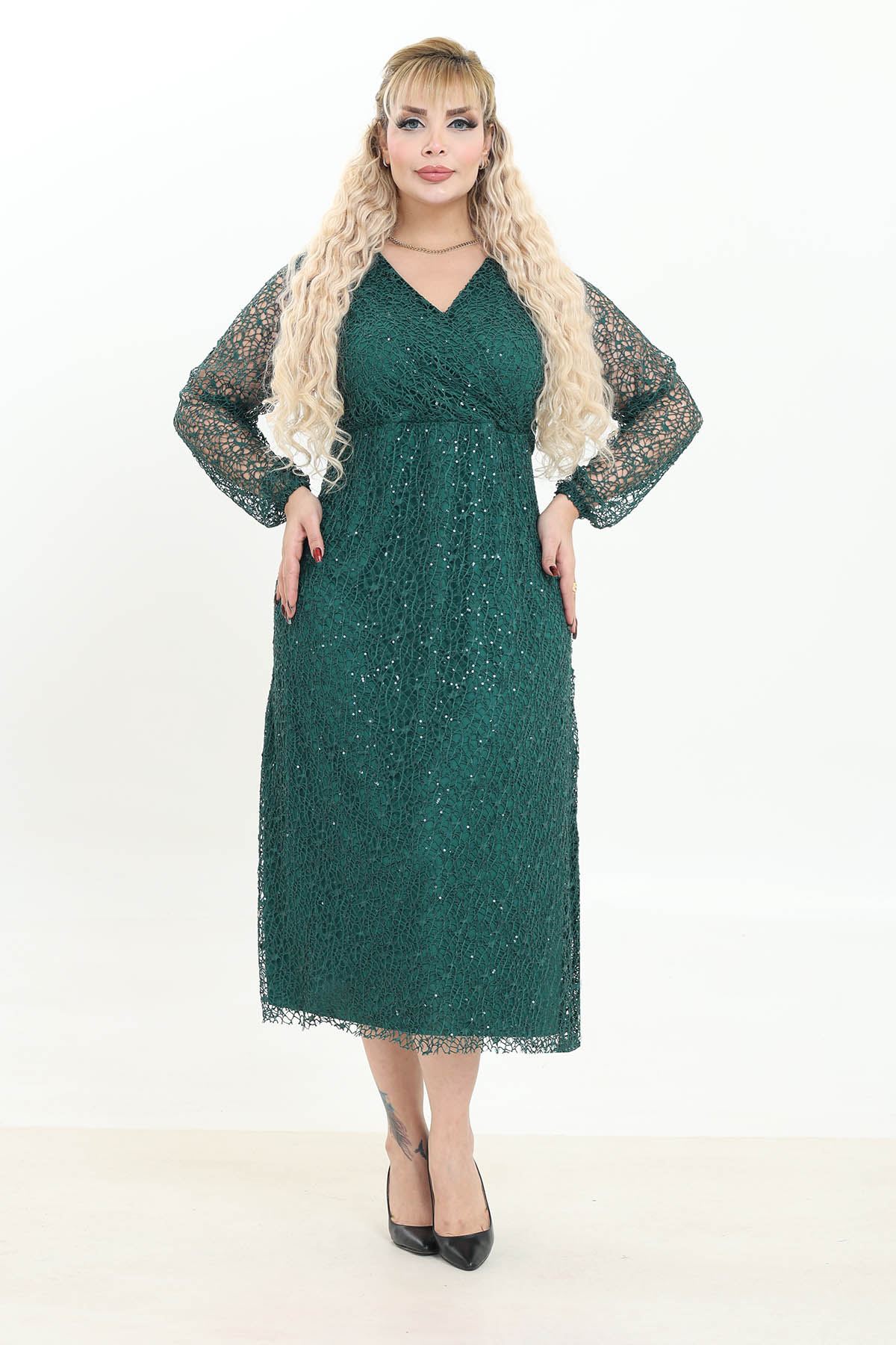 Yeşil Dantel Detaylı Kruvaze Yaka Uzun Kollu Abiye Elbise 1E-2763