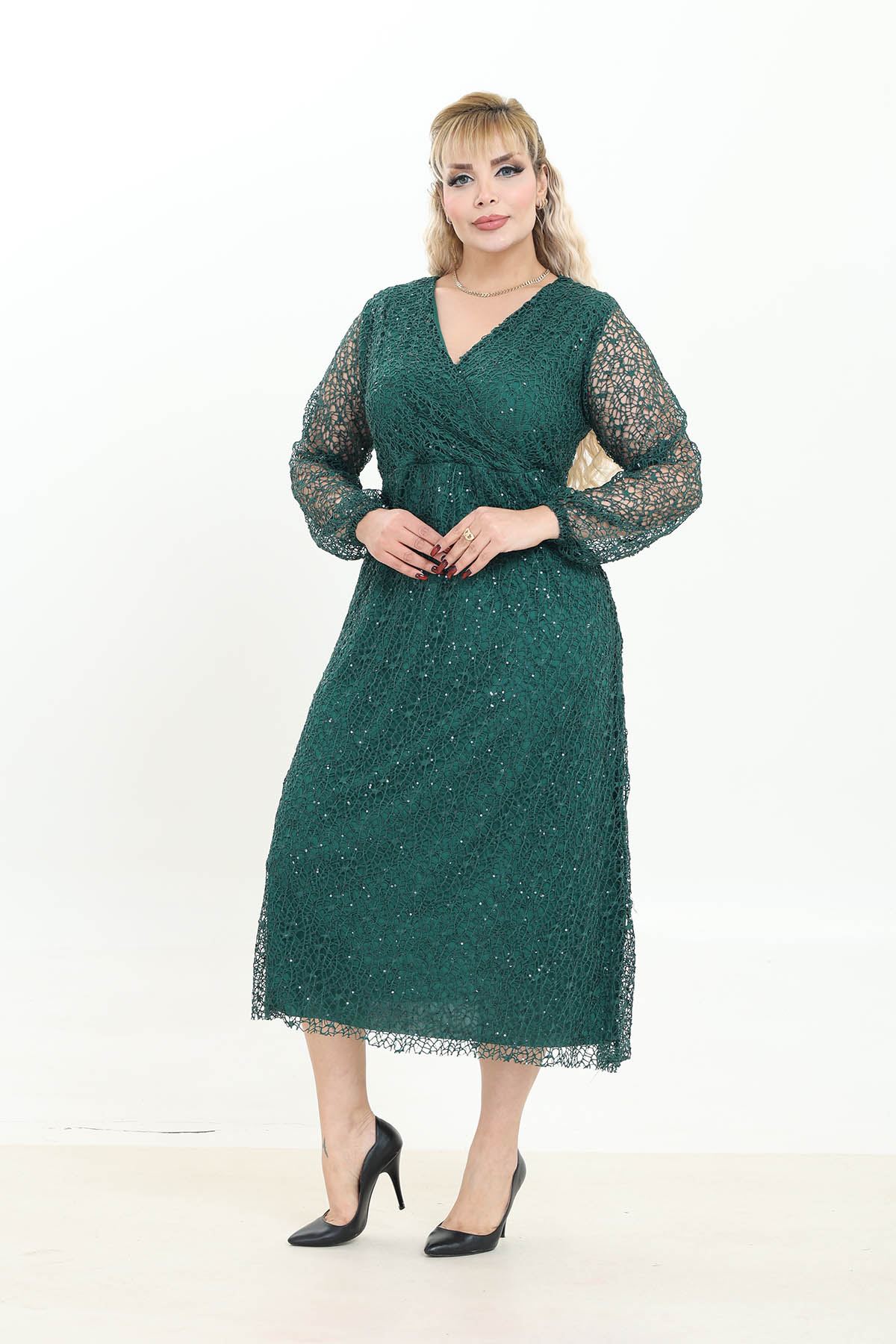 Yeşil Dantel Detaylı Kruvaze Yaka Uzun Kollu Abiye Elbise 1E-2763