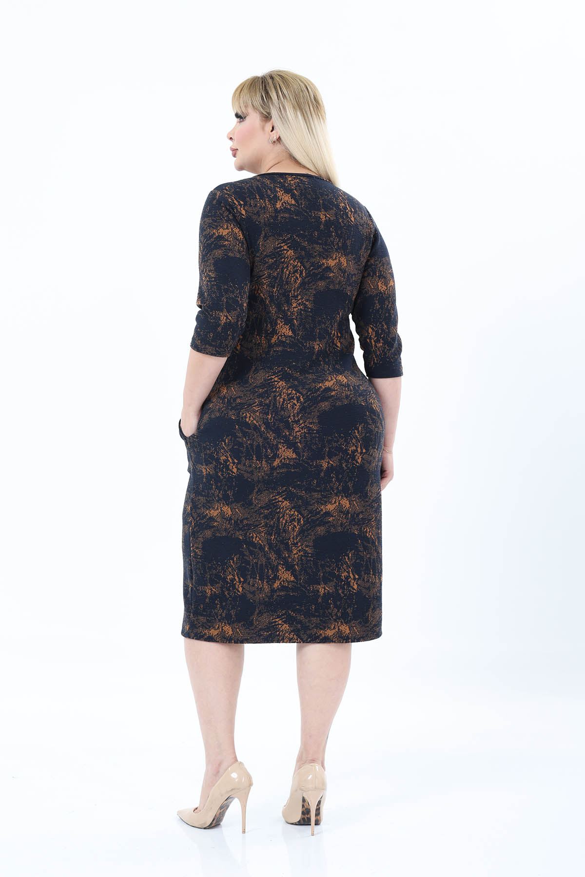 Çift Cepli Desenli Esnek Kışlık Büyük Beden Midi Elbise 46E-2771