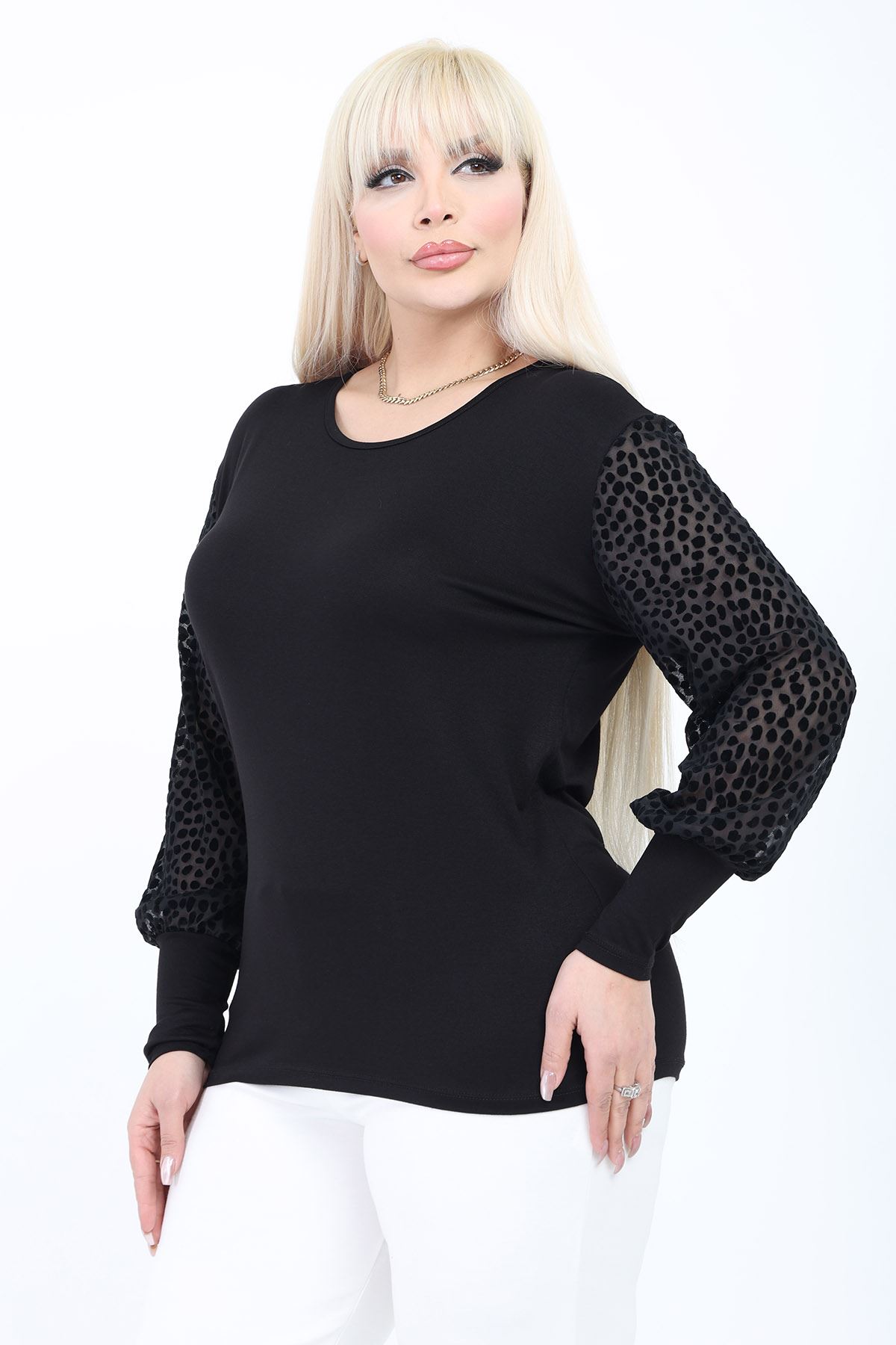 Siyah Büyük Beden Transparan Puantiyeli Tül Kol Bluz 5B-2776