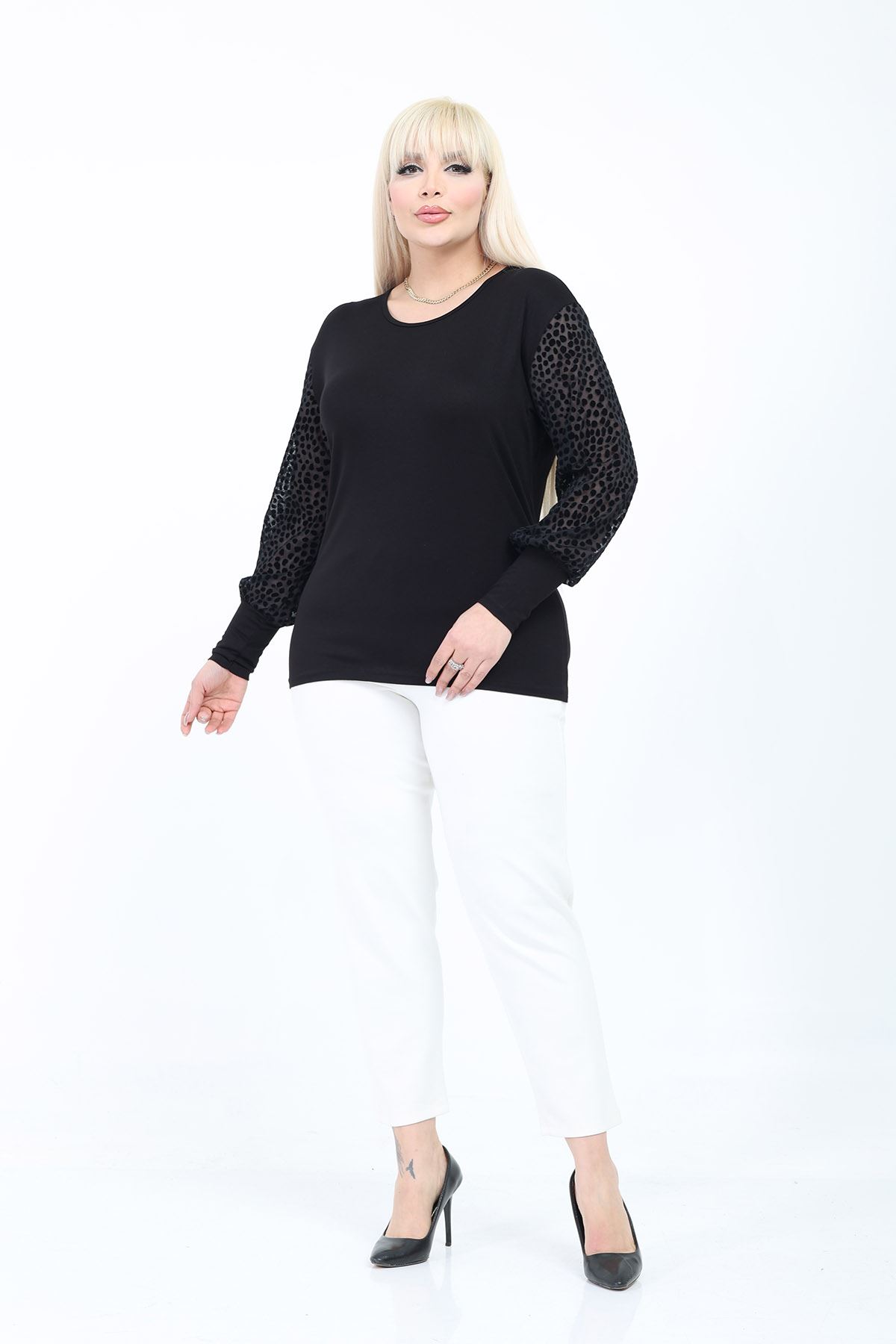 Siyah Büyük Beden Transparan Puantiyeli Tül Kol Bluz 5B-2776
