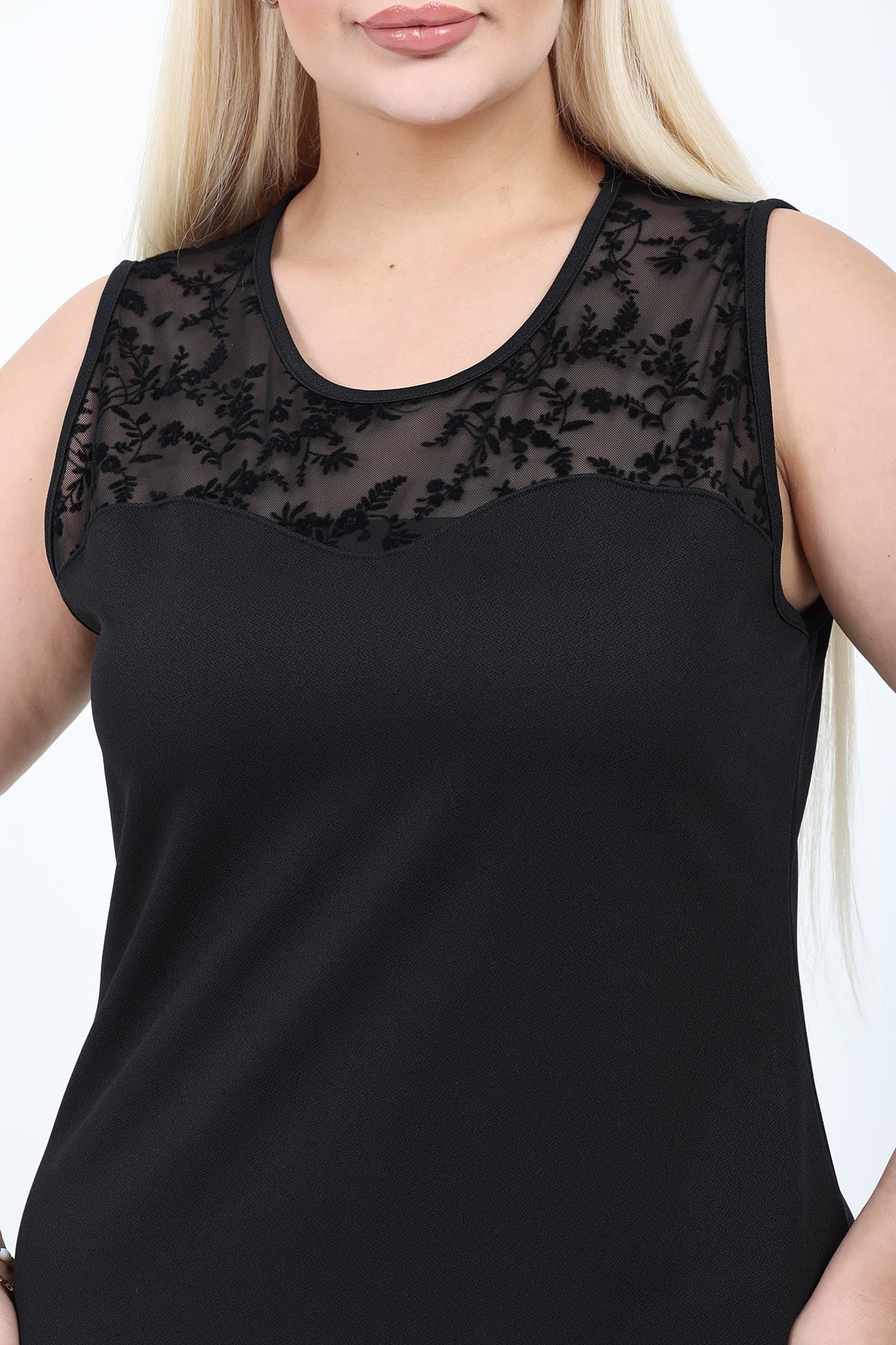 Siyah Flok Tül Detaylı Büyük Beden Kolsuz Midi Elbise 46E-2777