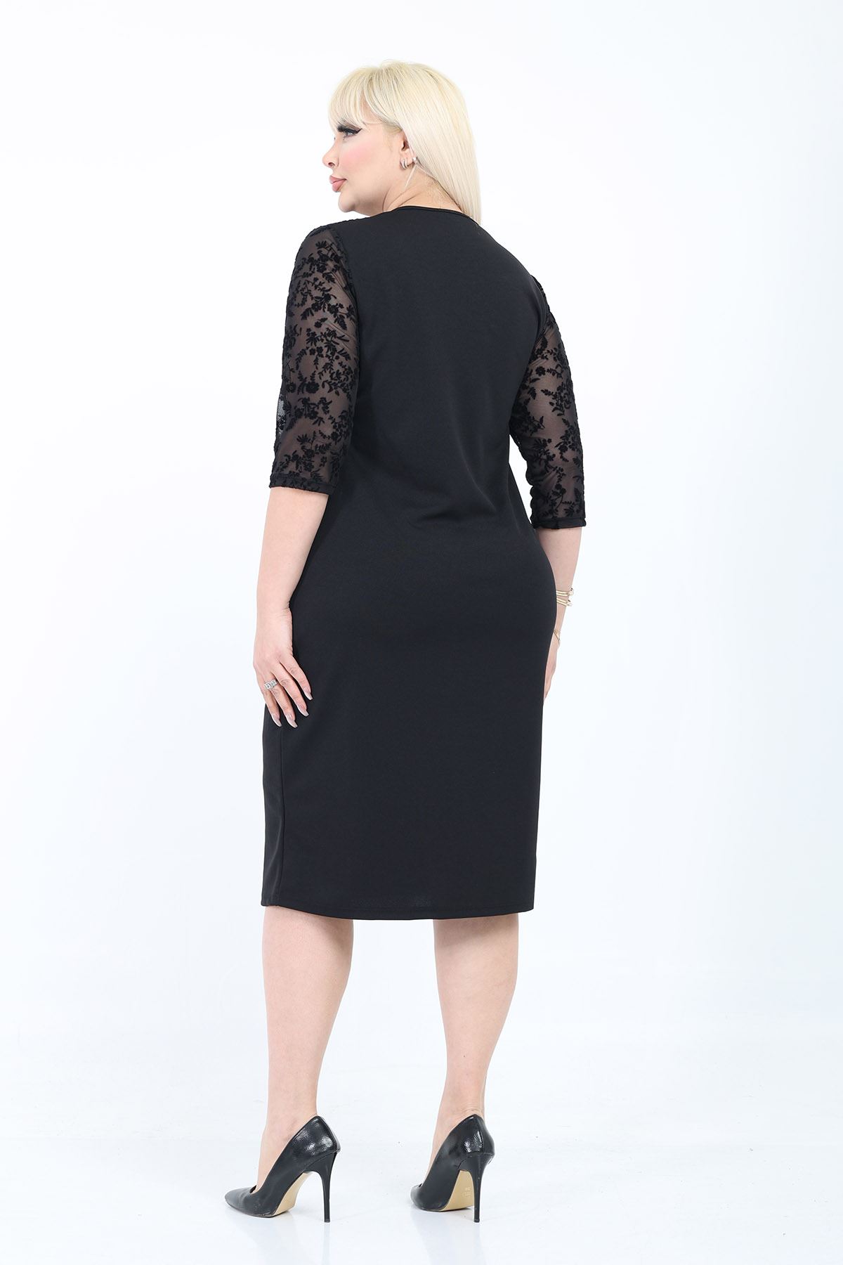 Siyah Flok Tül Detaylı Büyük Beden Midi Elbise 16C-2778
