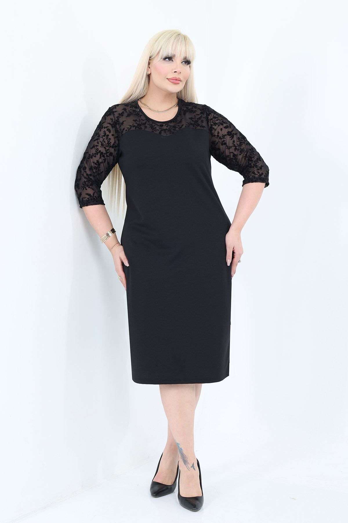 Siyah Flok Tül Detaylı Büyük Beden Midi Elbise 16C-2778