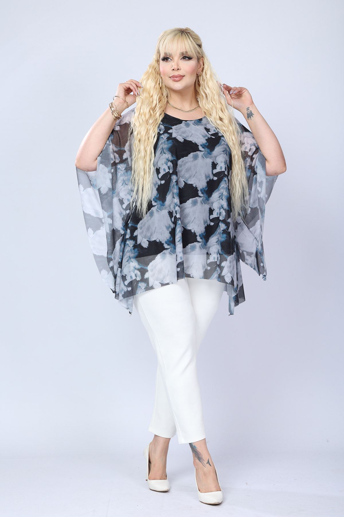 Büyük Beden Kol Detaylı Akışkan Bluz 3C-2782